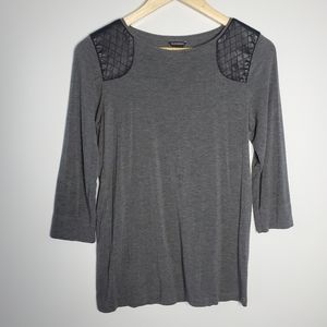 Club Monaco Grey jersey knit top with faux leather shoulder details Size Small